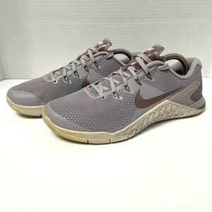 Nike Women's Metcon 4 Size 8 Training Shoes Sneakers Crossfit Gym Grey Mauve